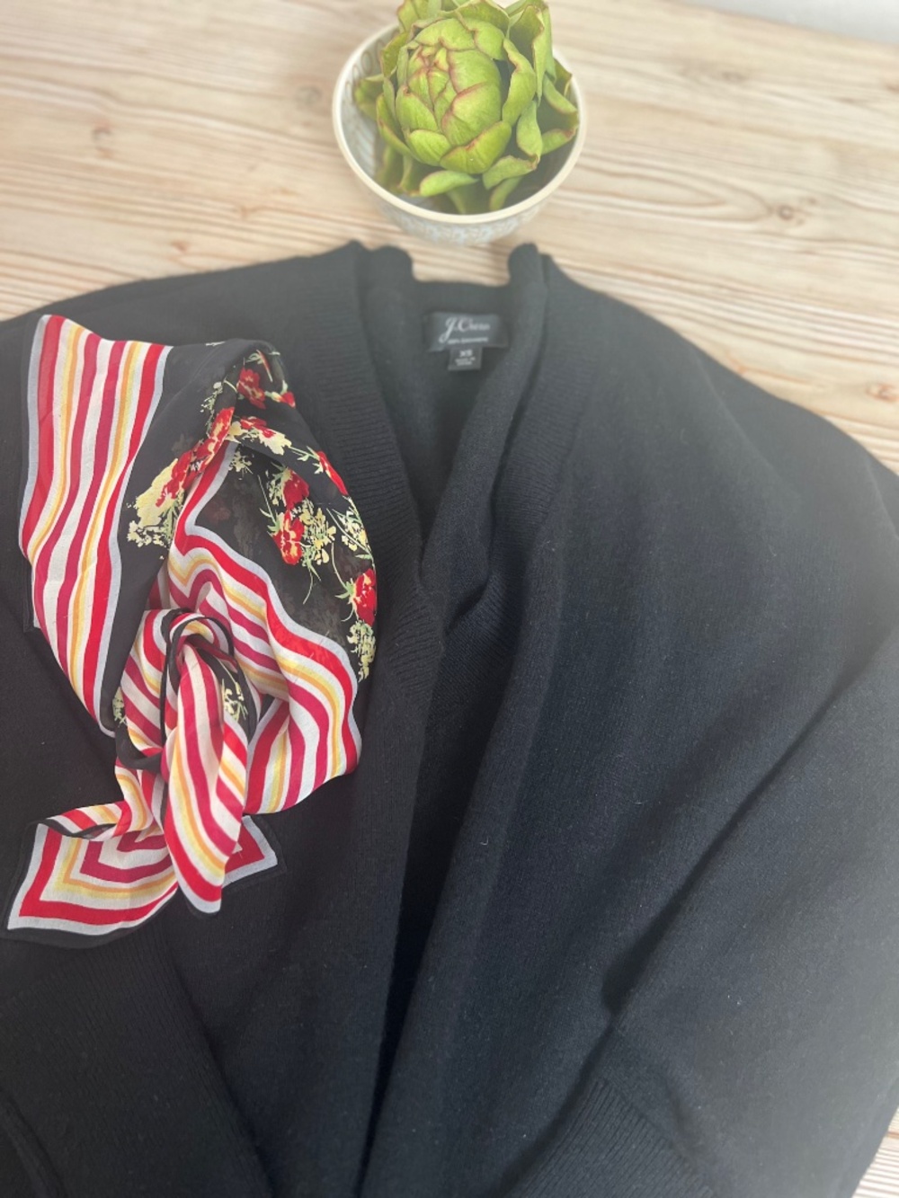 J.Crew 100% Cashmere Black V-Neck Sweater XS | Relaxed Oversized Fit | Classic M - Picture 3 of 7